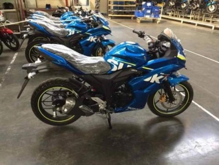 Suzuki tung gixxer sf cạnh tranh yamaha yzf-r15