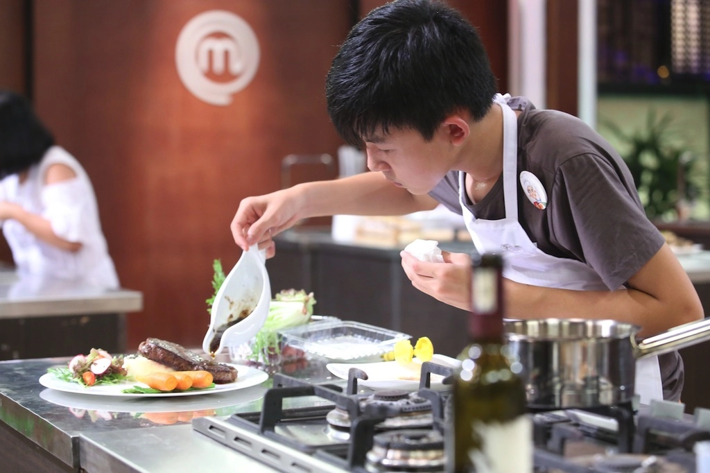 Thanh hải masterchef nhí con tự tin trở thành vua đầu bếp