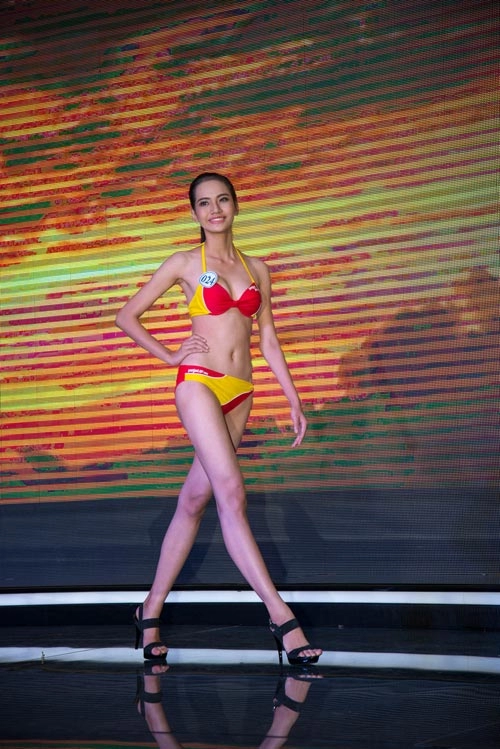 Thí sinh hh đại dương quyến rũ cùng bikini