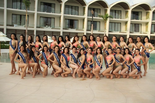 Thí sinh hoa hậu khoe bikini tại phú quốc