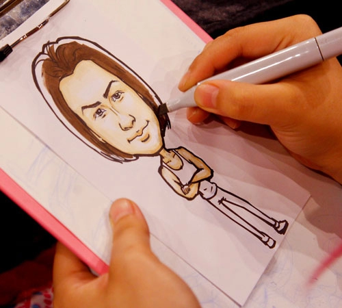Thí sinh vntm khoe hình chibi ngộ nghĩnh