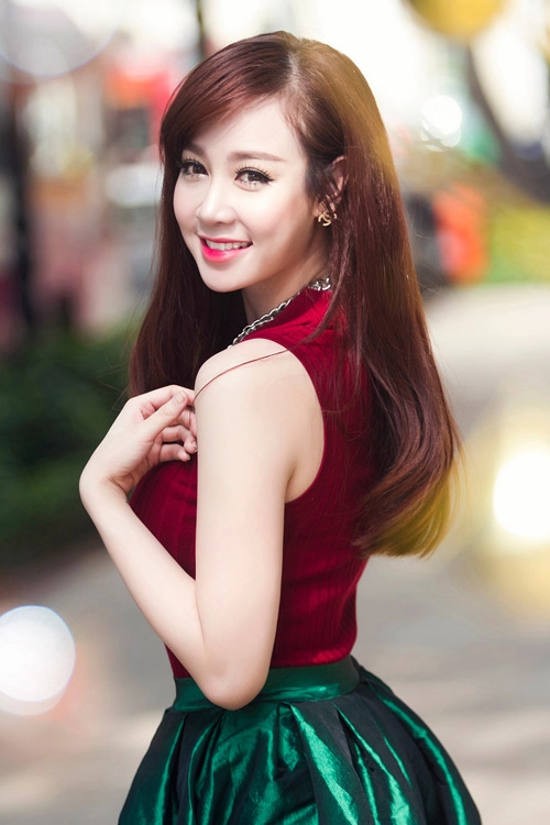 Thiếu nữ sài gòn sành điệu đón noel