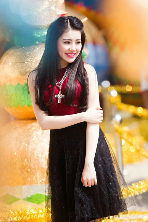 Thiếu nữ sài gòn sành điệu đón noel