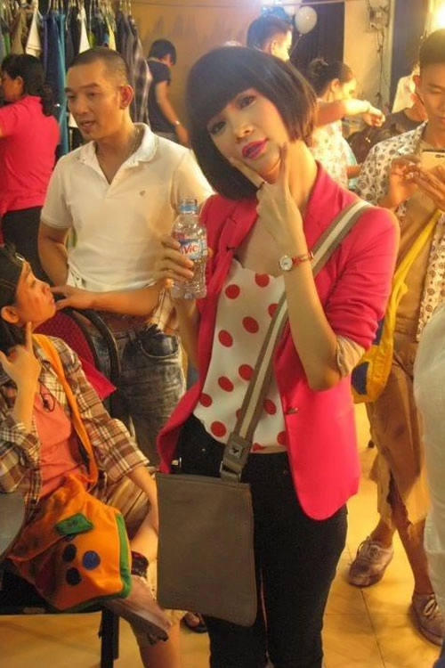 Thời trang phố tươi trẻ như xuân lan