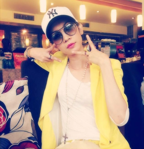 Thời trang phố tươi trẻ như xuân lan