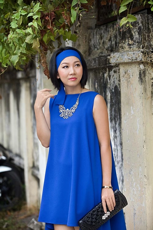 Tín đồ 34 tuổi gợi cảm với váy áo thùng thình