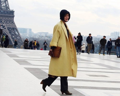 Tín đồ tấp nập thưởng ngoạn phố paris