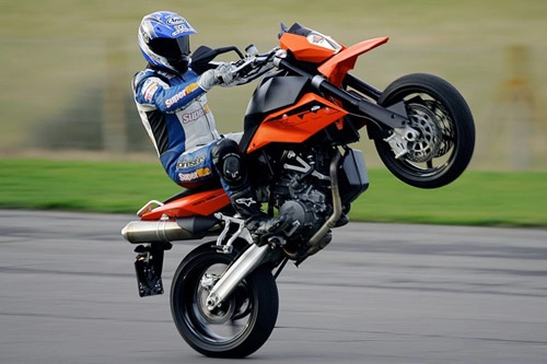 Top 10 mẫu xe supermoto được đánh giá cao nhất