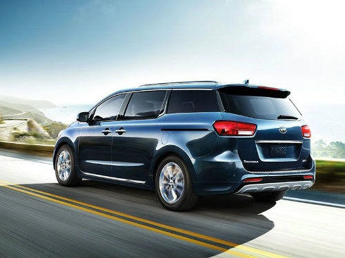 Top 10 xế minivan mới giá dưới 670 triệu đồng