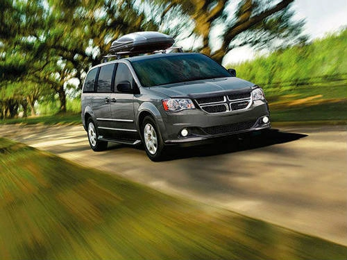 Top 10 xế minivan mới giá dưới 670 triệu đồng