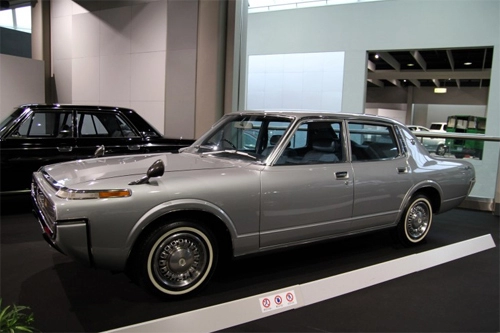  toyota crown độ phong cách mỹ 