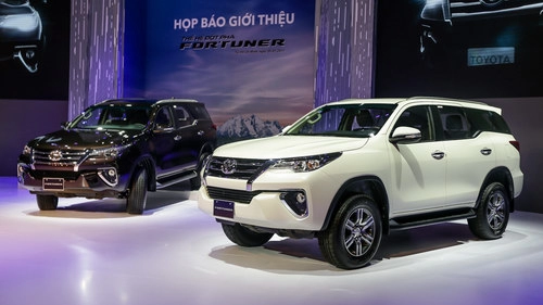 Toyota fortuner 2017 giá từ 981 triệu đồng tại việt nam