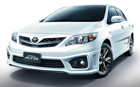  toyota giới thiệu altis trd 2013 