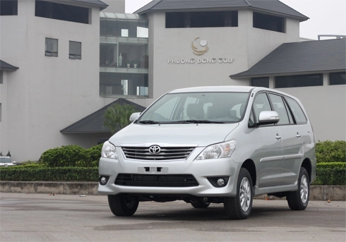  toyota innova 2012 - thay vỏ giữ chất 