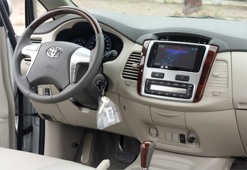  toyota innova 2012 - thay vỏ giữ chất 