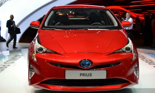 Toyota prius 2016 tiêu thụ nhiên liệu chỉ 40 kmlít