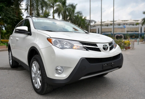  toyota rav4 2013 có mặt tại hà nội 