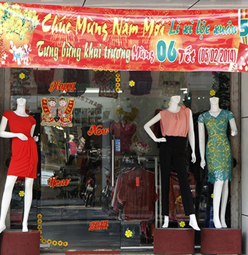 Tphcm phố thời trang tưng bừng khai trương