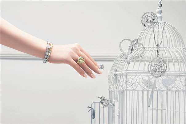 Trang sức cưới đẹp như trong cổ tích