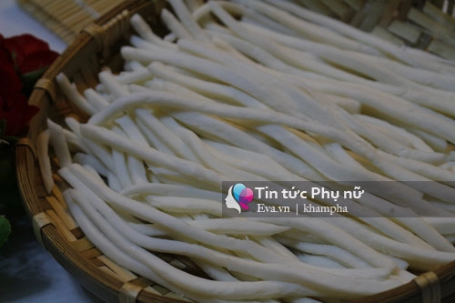 Tự làm bánh canh trữ tủ lạnh ăn dần