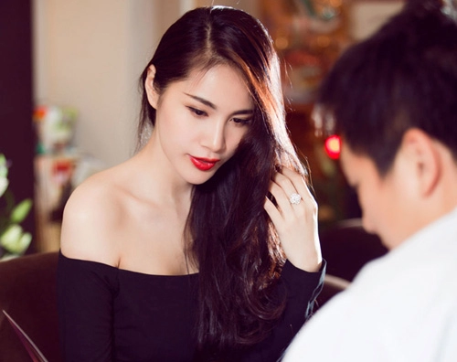 Vai trần quá ngọt của thủy tiên