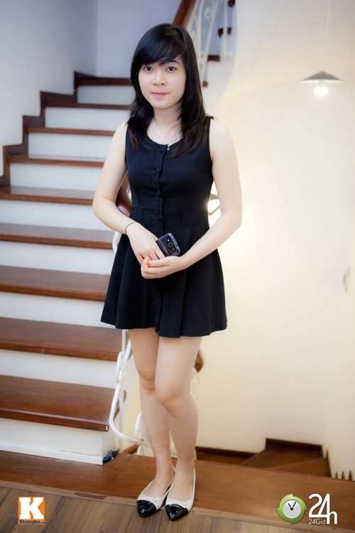 Váy liền đơn sắc đón thu về