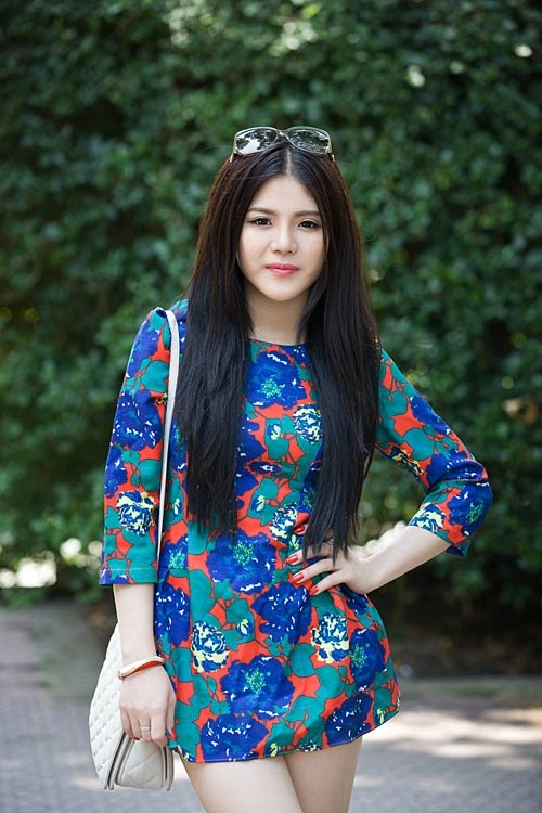 Váy siêu ngắn của cô nàng 18