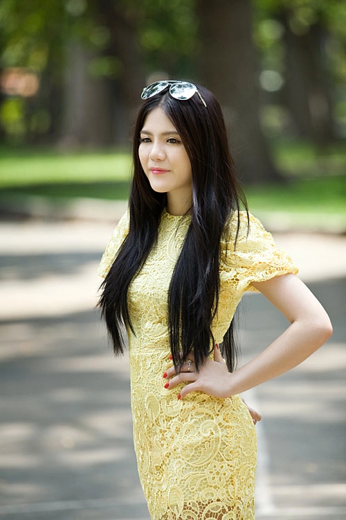 Váy siêu ngắn của cô nàng 18