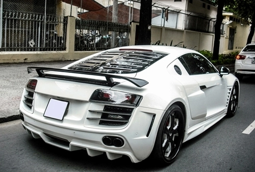  vẻđẹp audi r8 twin turbo trên phố sài thành 