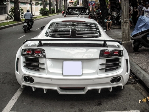  vẻđẹp audi r8 twin turbo trên phố sài thành 