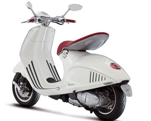 Vespa 946 sắp phát hành giá 10000 usd