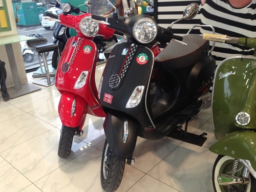  vespa esclusivo - phiên bản đặc biệt giá chỉ 1400 usd 