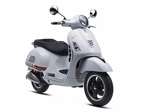  vespa gts 150 super giá 5000 usd tại nhật 