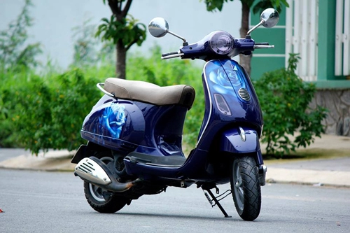  vespa hoa hồng xanh kiêu kỳ tại sài gòn 