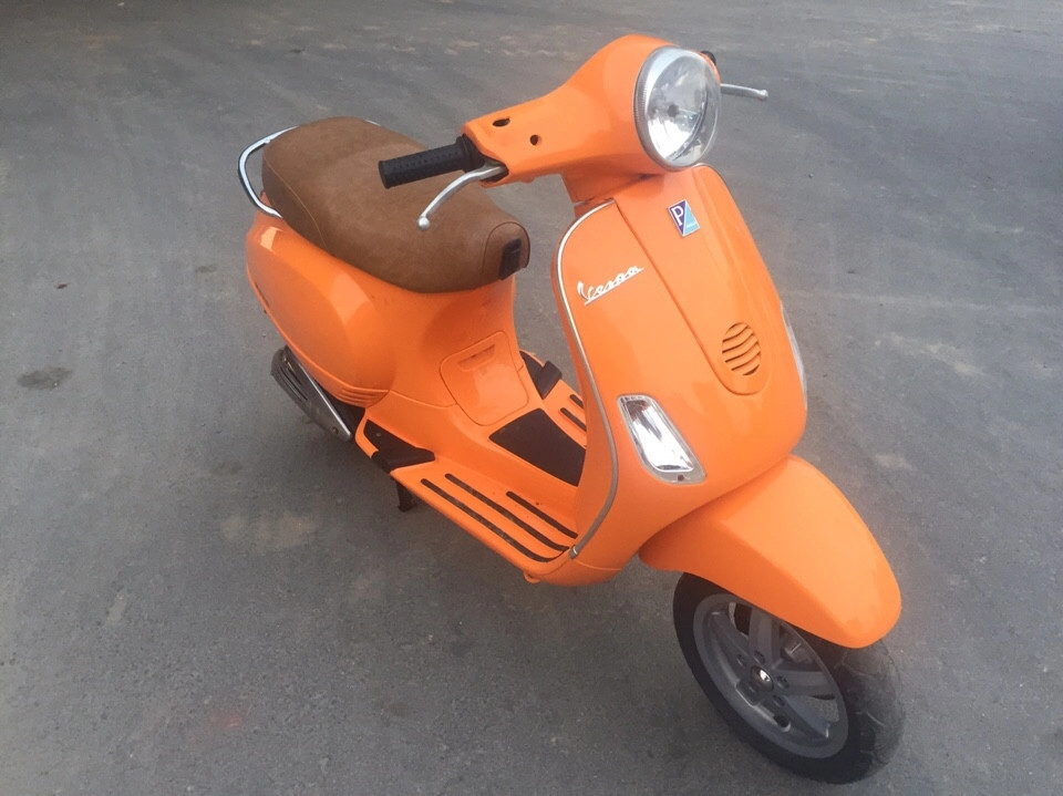 Vespa lx 150 nhập italy đời chót cuối cùng 2010 màu vàng cam