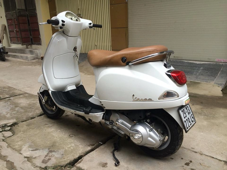 Vespa lx 150 nhập italy đời ero3 màu trắng 29x3 - 22945