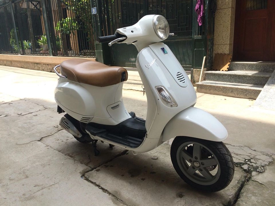 Vespa lx 150 nhập italy đời ero3 màu trắng 29x3 - 22945