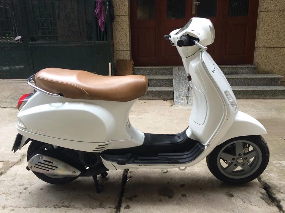 Vespa lx 150 nhập italy đời ero3 màu trắng 29x3 - 22945