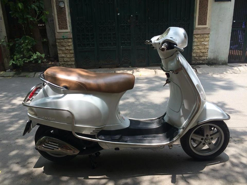 Vespa lx 150 nhập khẩu ý màu trắng 2010 máy nguyên