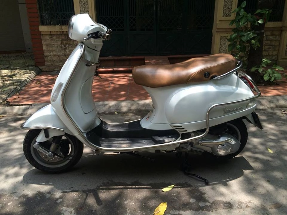 Vespa lx 150 nhập khẩu ý màu trắng 2010 máy nguyên