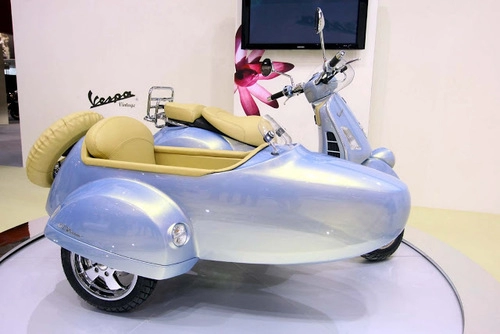  vespa ngộ nghĩnh theo phong cách sidecar 