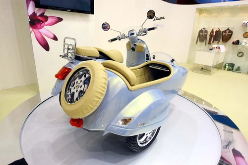  vespa ngộ nghĩnh theo phong cách sidecar 