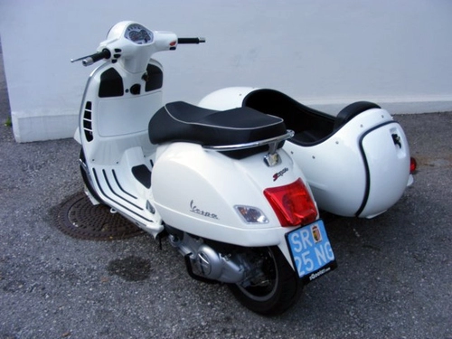  vespa ngộ nghĩnh theo phong cách sidecar 