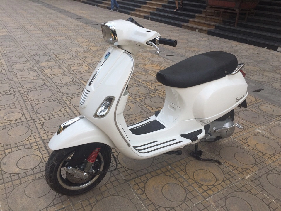 Vespa s 150cc đèn vuông 2011 màu trắng 30m2 - 8878