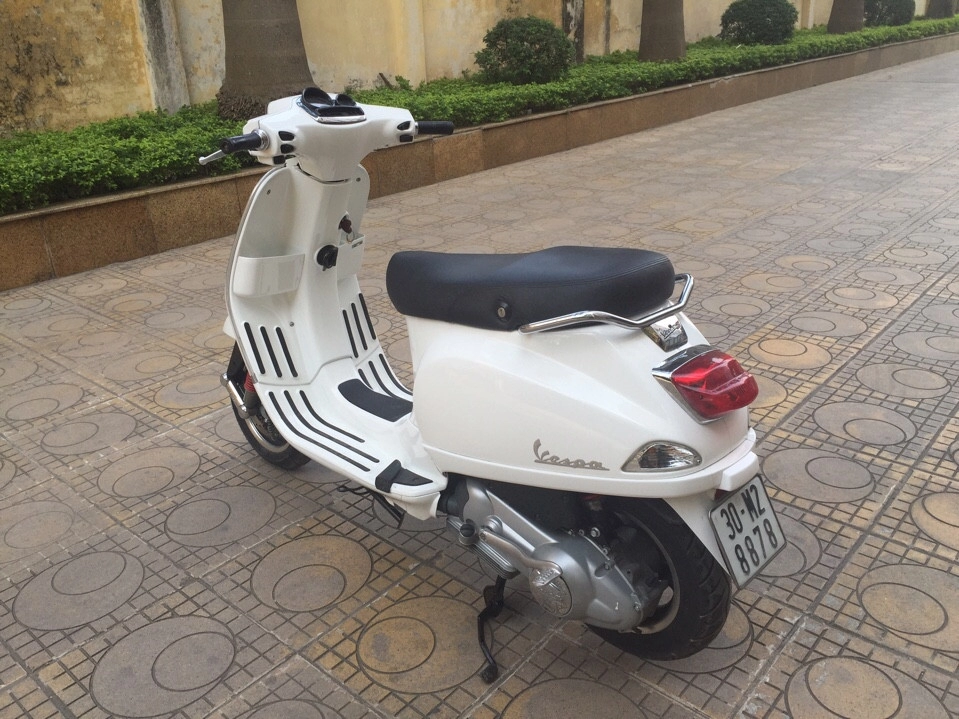 Vespa s 150cc đèn vuông 2011 màu trắng 30m2 - 8878