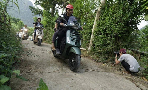  vespa sprint adventure - xe ga đi phượt 