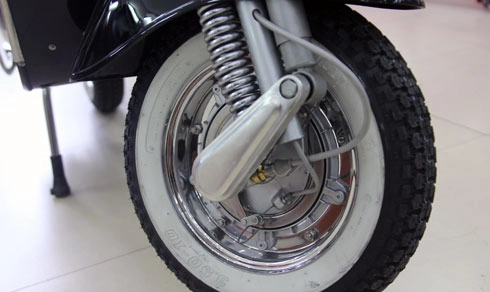  vespa vbb standard 150 bắt mắt ở sài gòn 