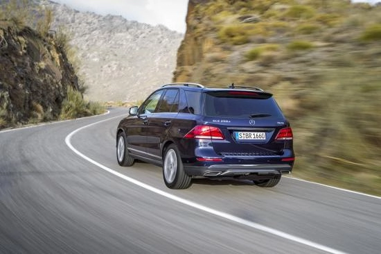 Video đầu tiên về mercedes-benz gle 2016