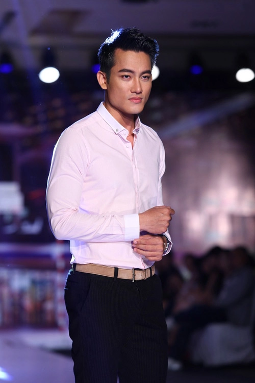 Vũ thu phương gợi ý chọn váy áo mùa hè