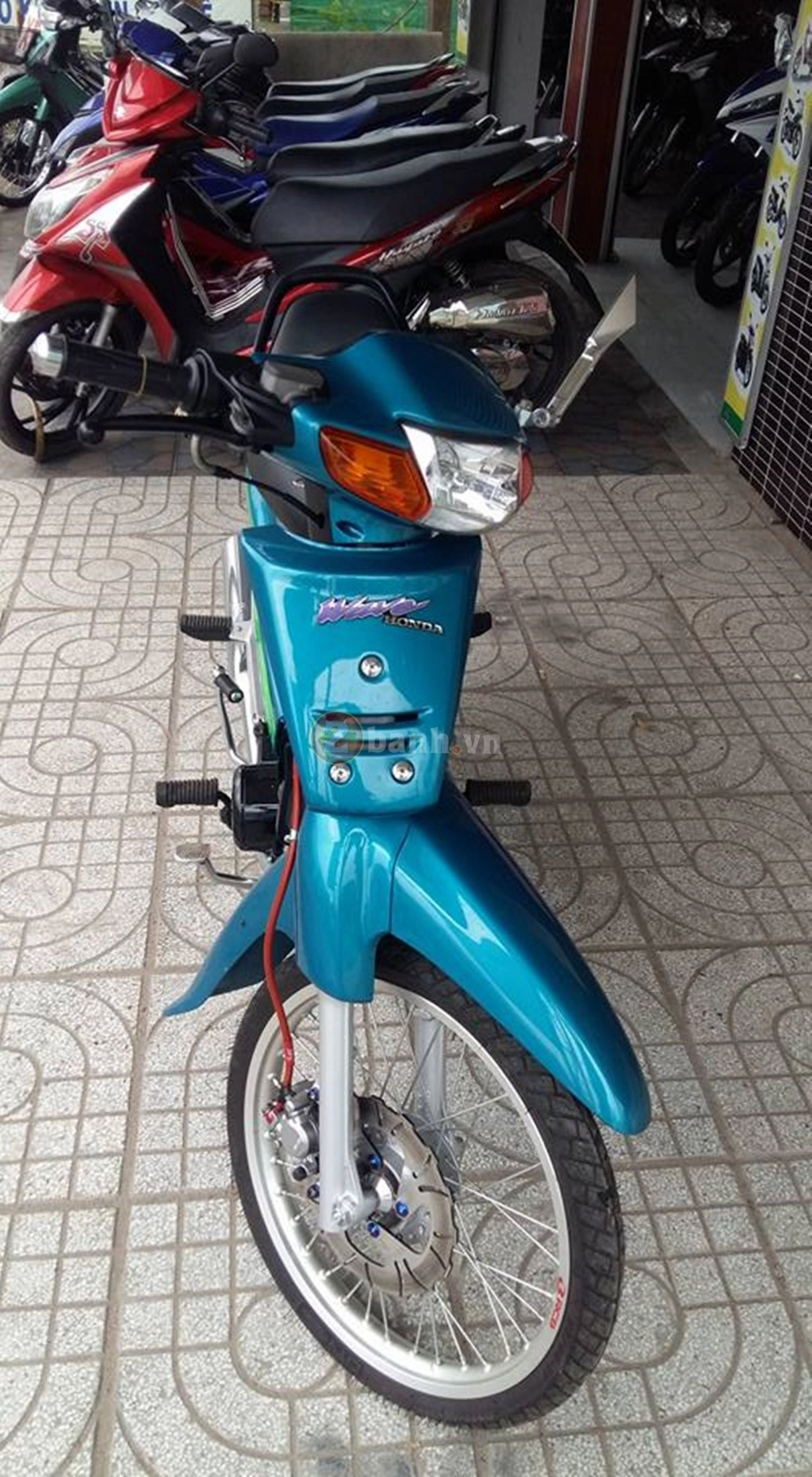 Wave alpha 2004 135 triệu đắt hơn sh 150 abs